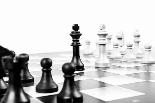 自己注冊公司當(dāng)法人后，還可以在別人開的公司當(dāng)法人嗎？