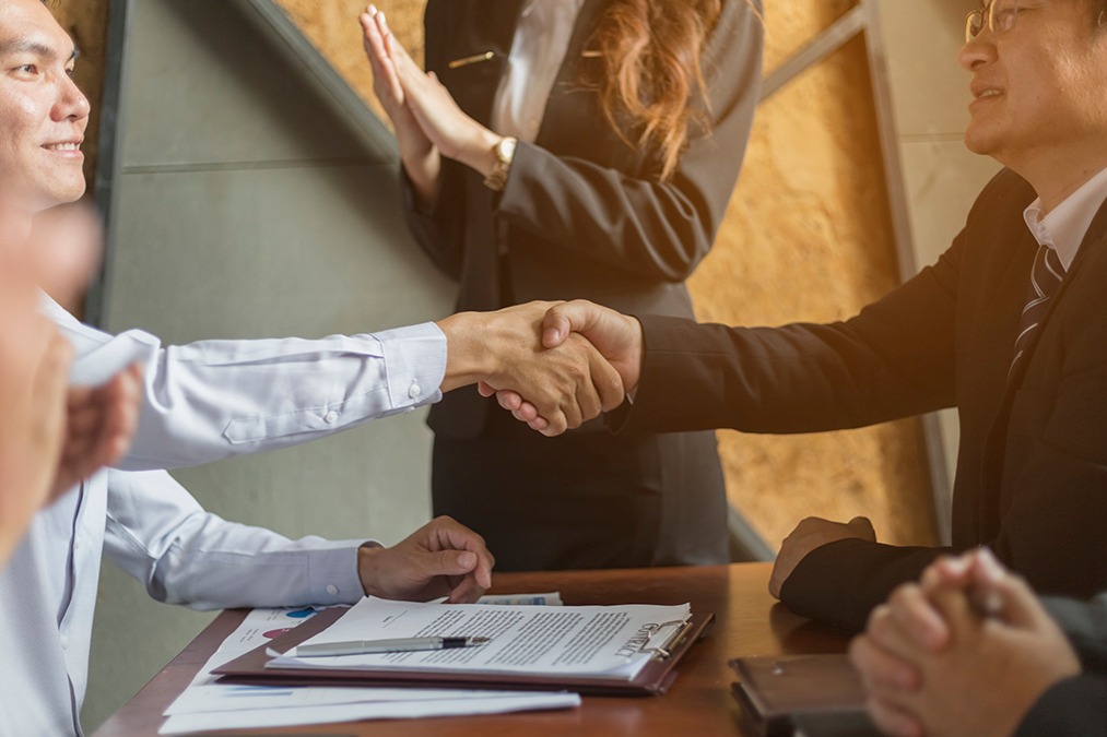 香港企業(yè)如何控股內(nèi)地公司：控股內(nèi)地公司的相關(guān)規(guī)定